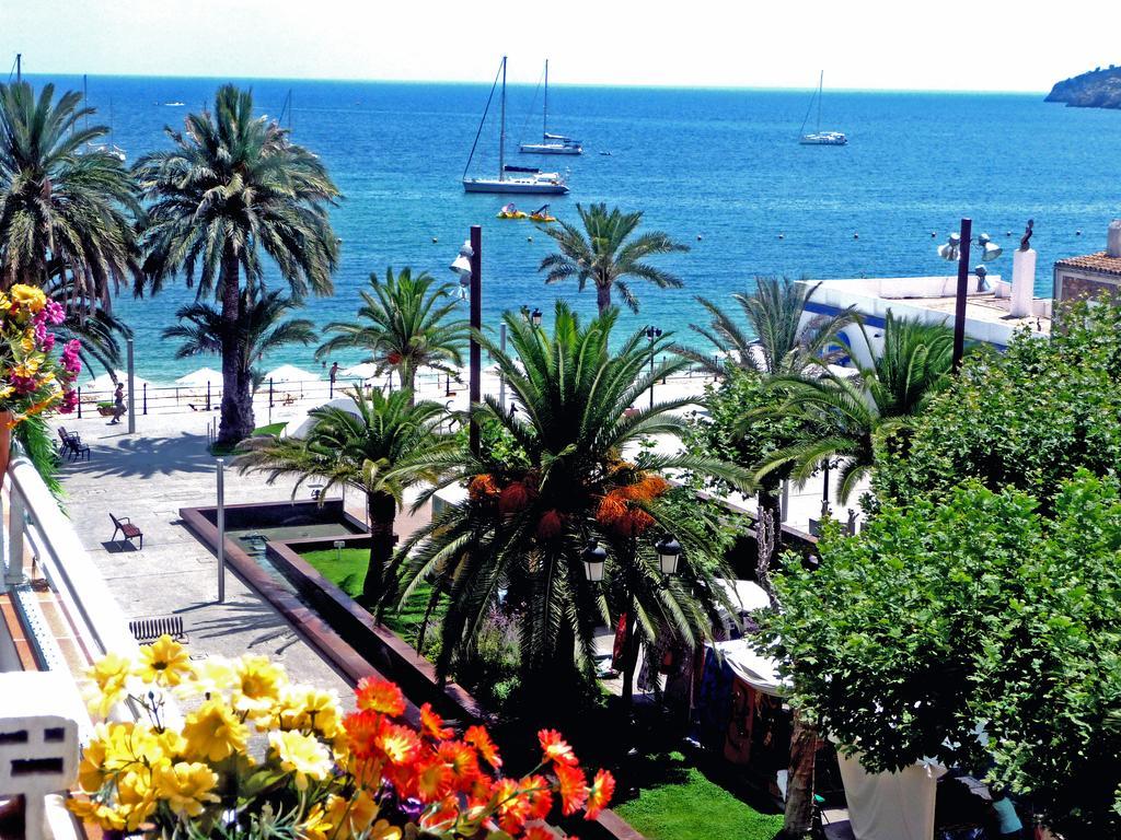 Hostal Yebisah Santa Eularia des Riu Exterior foto